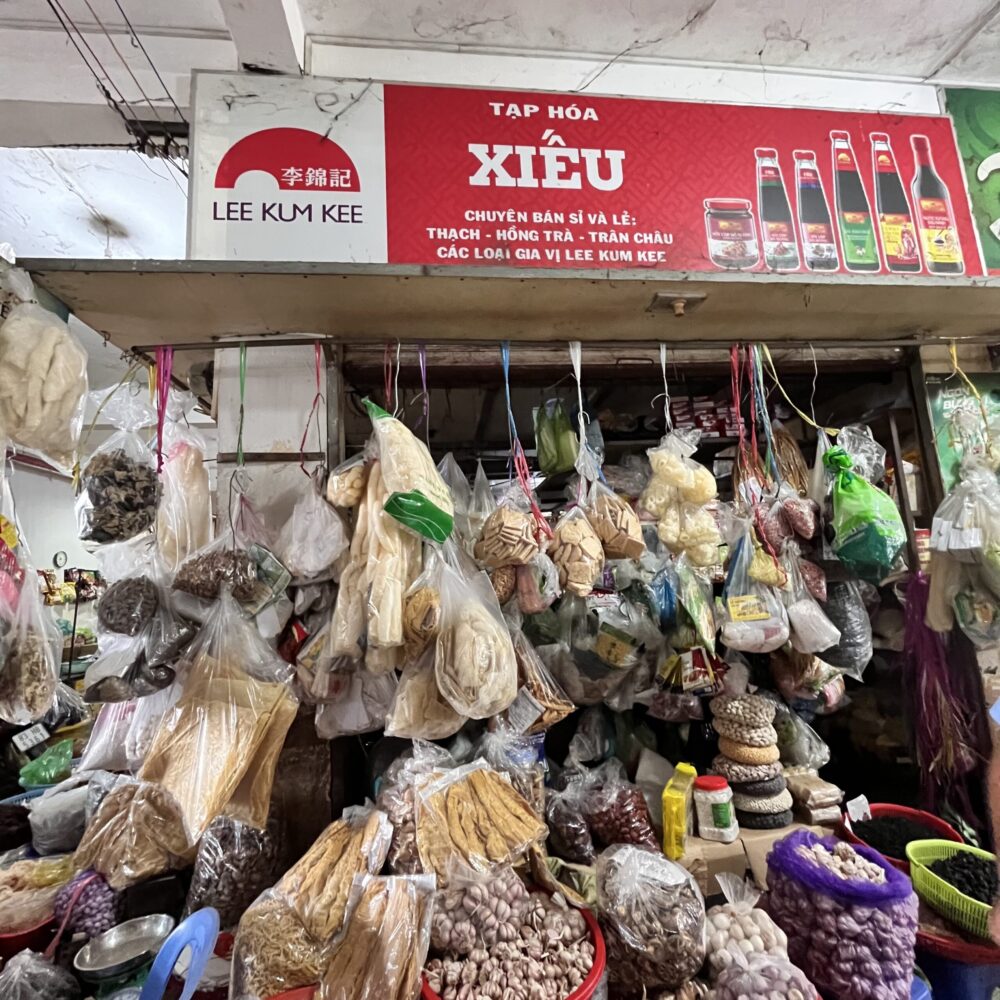 Tiệm Tạp Hoá Cô Xiếu