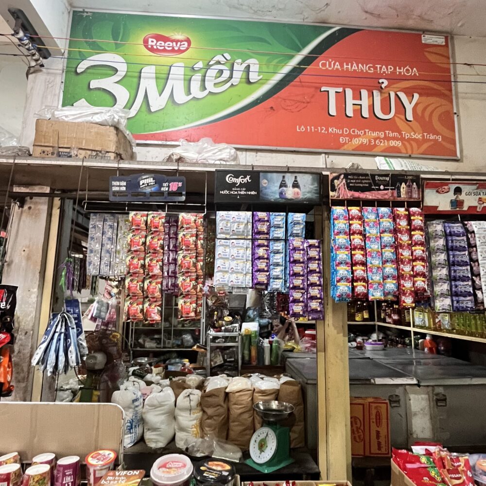 Tiệm Tạp Hoá Cô Thuỷ