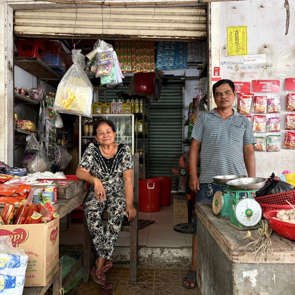 Tiệm Tạp Hoá Cô Hinh
